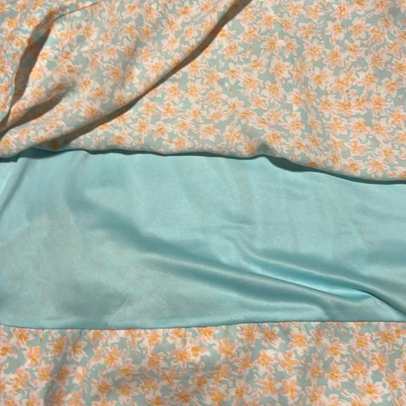 Sienna sky dress. Like new.gorgeous and soft. - Picture 3 of 4